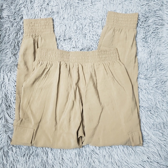 MISC BOTTOMS | Lightweight Cargo Joggers! - Picture 4 of 7